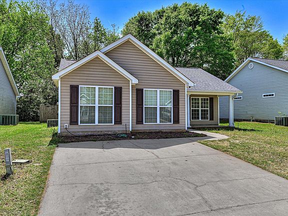 3rd image of 164 Fox Haven Drive