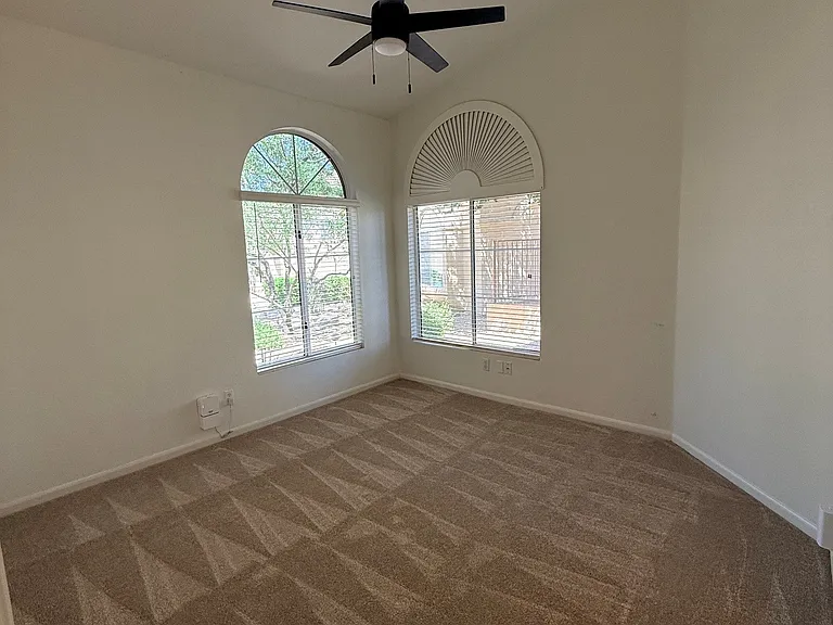 Guest bedroom