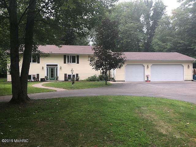 1st image of 11721 192nd Ave