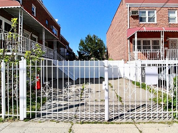 4th image of 110-02 Saultell Ave #1