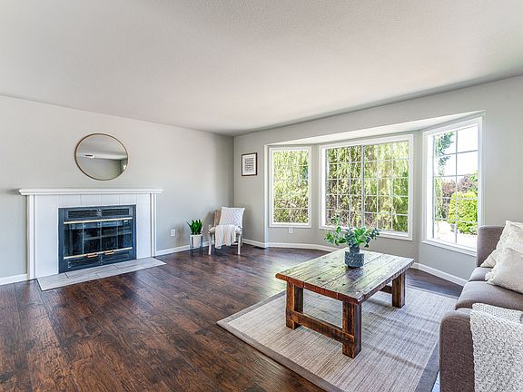 4th image of 3523 Orchard Pl SE