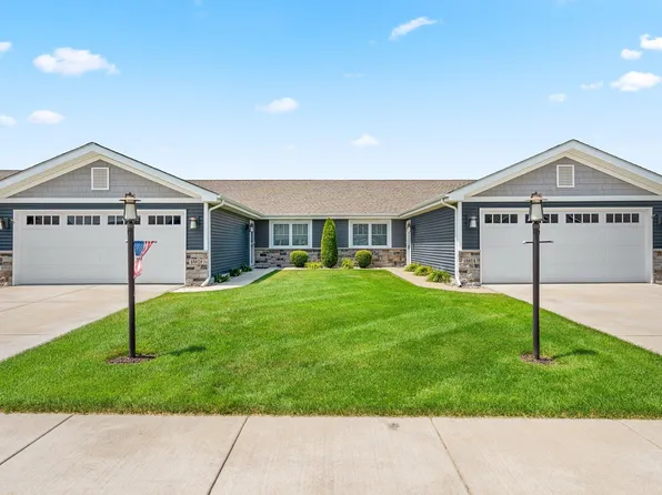 13824 Breakwater Ln, Cedar Lake, IN 46303