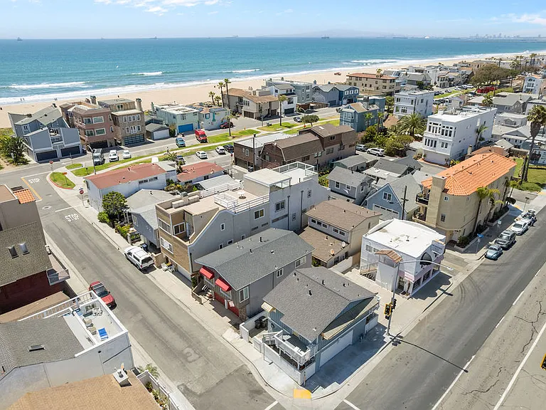 17061 Pacific Coast Hwy — Photo 12