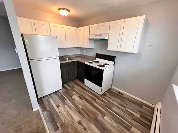 3rd image of 711 Ashland Ave APT 24