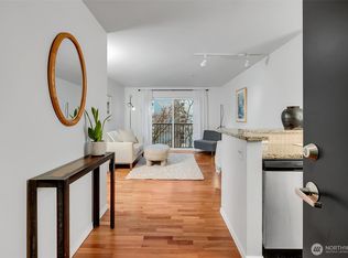 Athena, Seattle, WA 98109