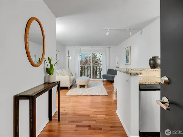 323 Queen Anne Avenue N #408, Seattle, WA 98109