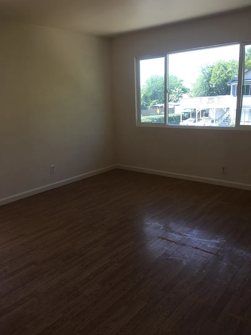 zz2576Mohawkct — Photo 3