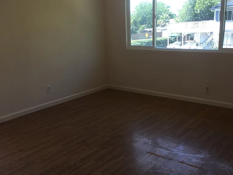 2576 Mohawk Ct — Photo 3