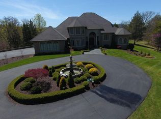 315 Stonelea Dr, Troutville, VA 24175