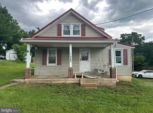 7805 Mentzer Gap Rd, Waynesboro, PA 17268