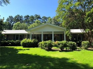 5425 Francis Ave, Stone Mountain, GA 30087