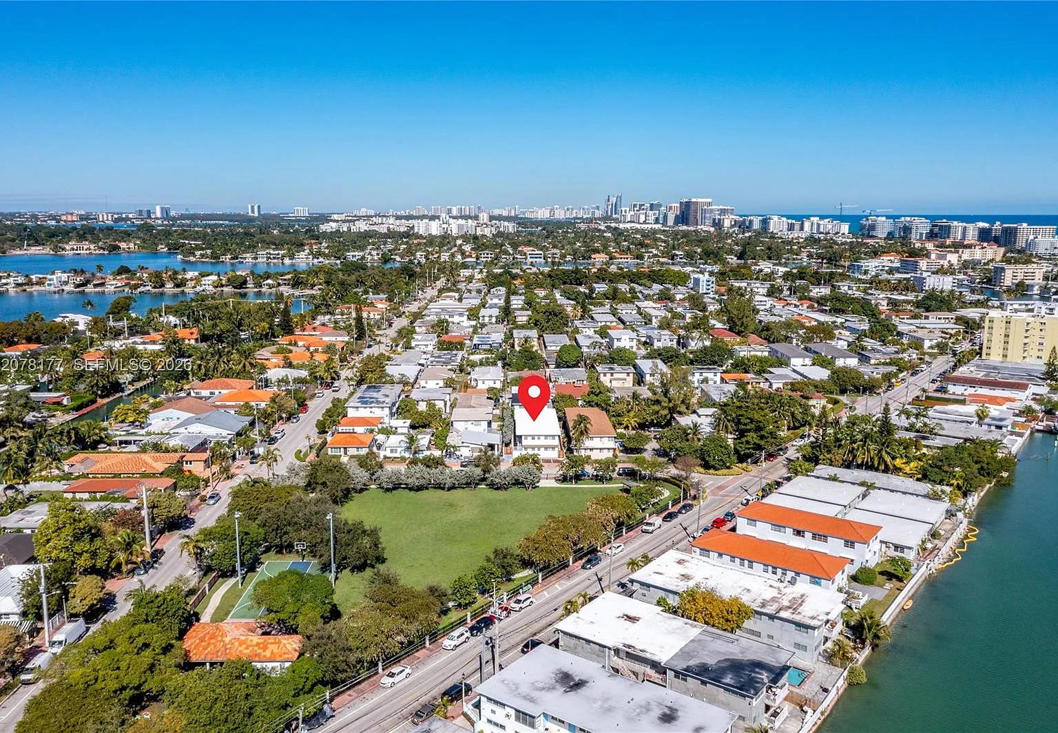 Biscayne Bch Sub — Photo 4