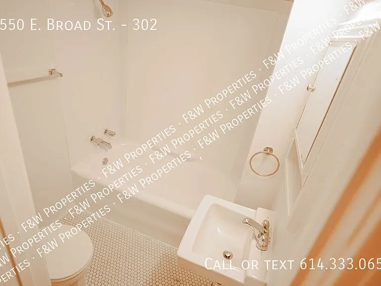 1550 E Broad St #302 — Photo 7