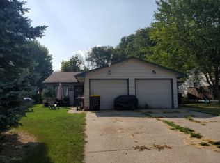 805/807 Delaware Ave, Ames, IA 50014
