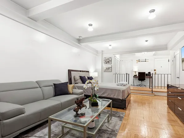 123 East 37th Street image 2 of 4