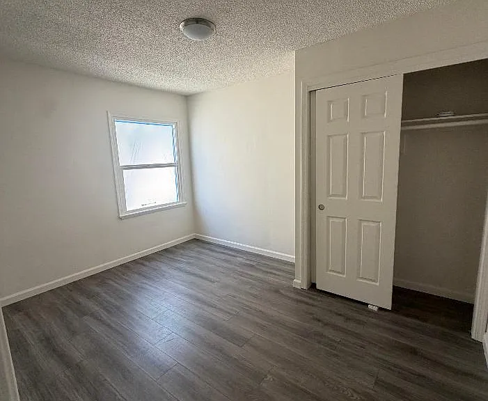16601 Valerio St — Photo 20