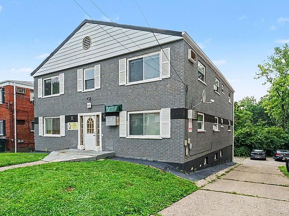 3rd image of 3635 Northdale Pl