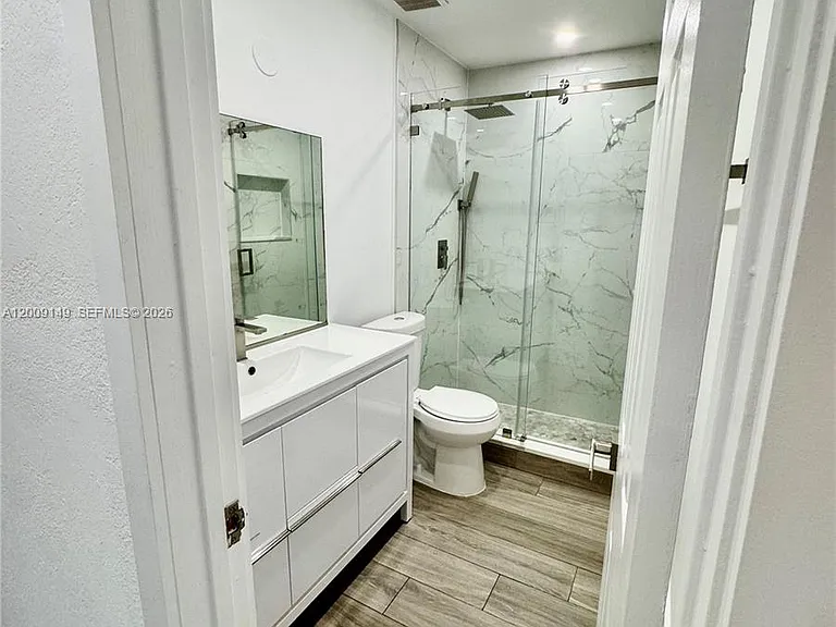 11770 SW 178th Ter — Photo 9