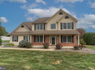 113 Country Ln #L-0045, Richland, PA 17087