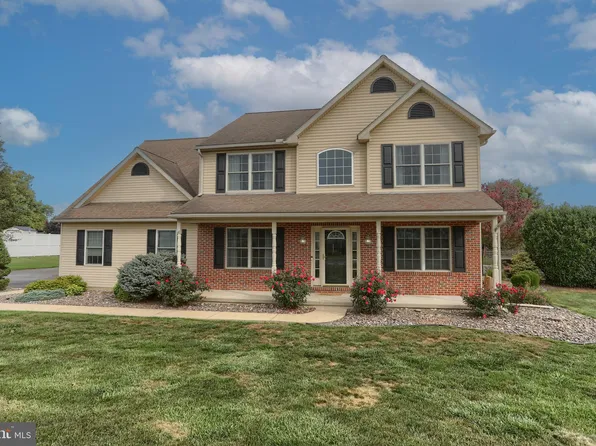 113 Country Ln, Richland, PA 17087