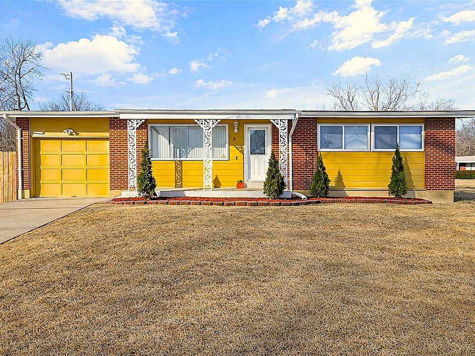 1st image of 1547 Babcock Dr