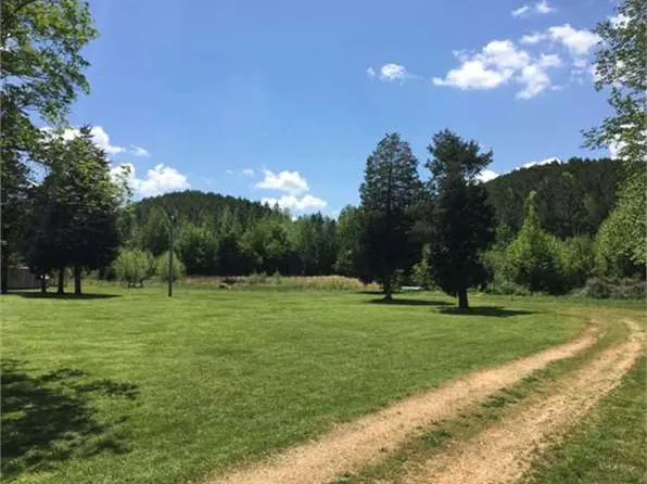 497 Goodman Branch Rd, Hohenwald, TN 38462