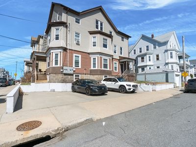 128 Cambridge St, Fall River, MA, 02721