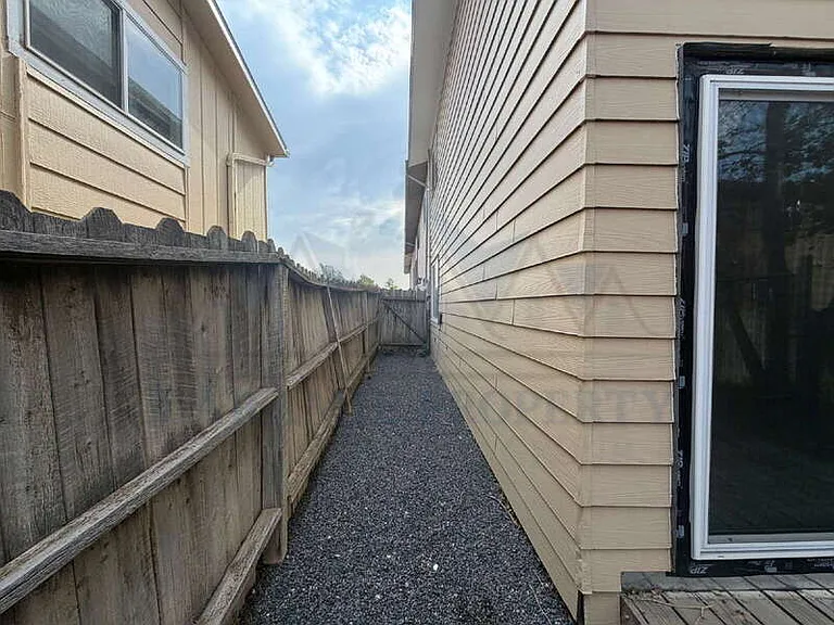 522 S Lincoln St #E — Photo 24