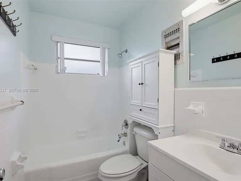 26 NW 170th St #26 — Photo 11