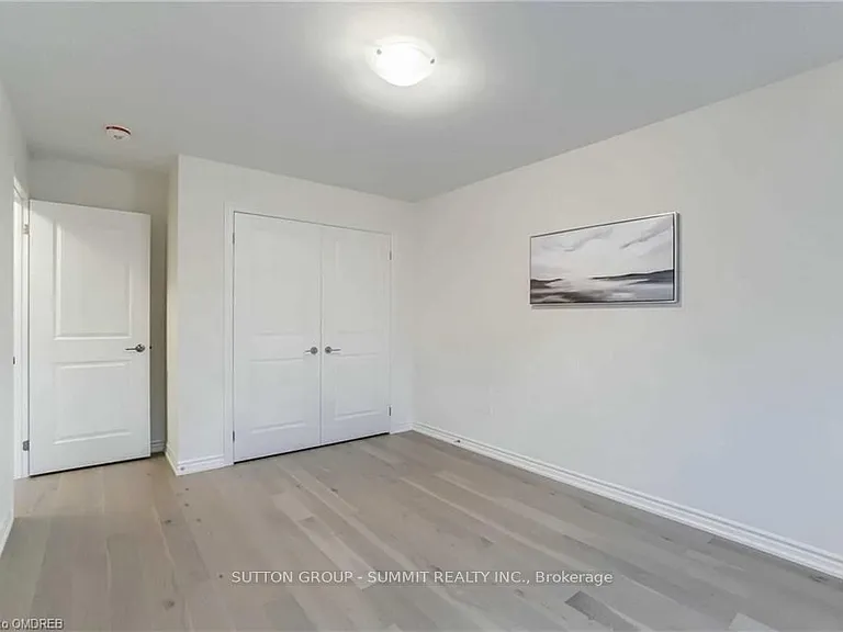 492 Bergamot Ave — Photo 19