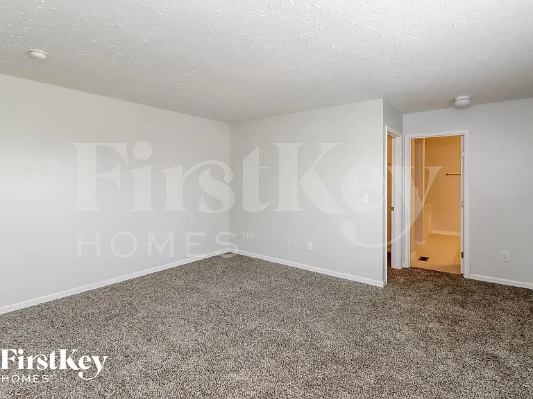 5973 Marsh Cir — Photo 8