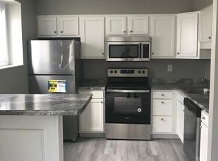 113 3rd St APT 3, Pittsburgh, PA 15215