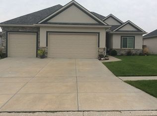 7270 Rachel Rd, Lincoln, NE 68516