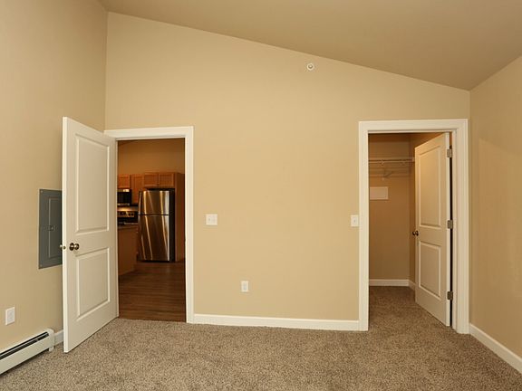 5th image of 804-820 Brewster Dr #820-02