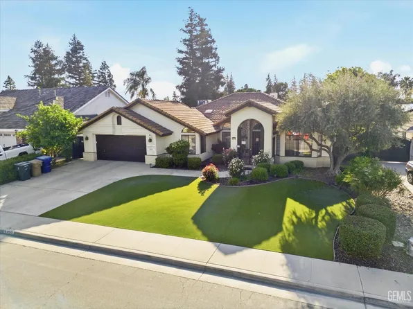 2513 Oak View Ct, Bakersfield, CA 93311