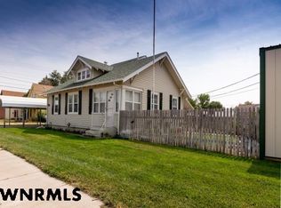 211 E 10th St, Bridgeport, NE 69336