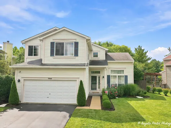 7545 Korbel Dr, Gurnee, IL 60031