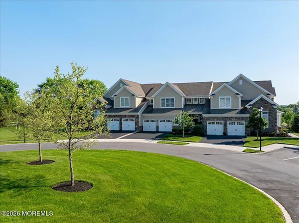 10 Greylynne Court, Holmdel, NJ 07733