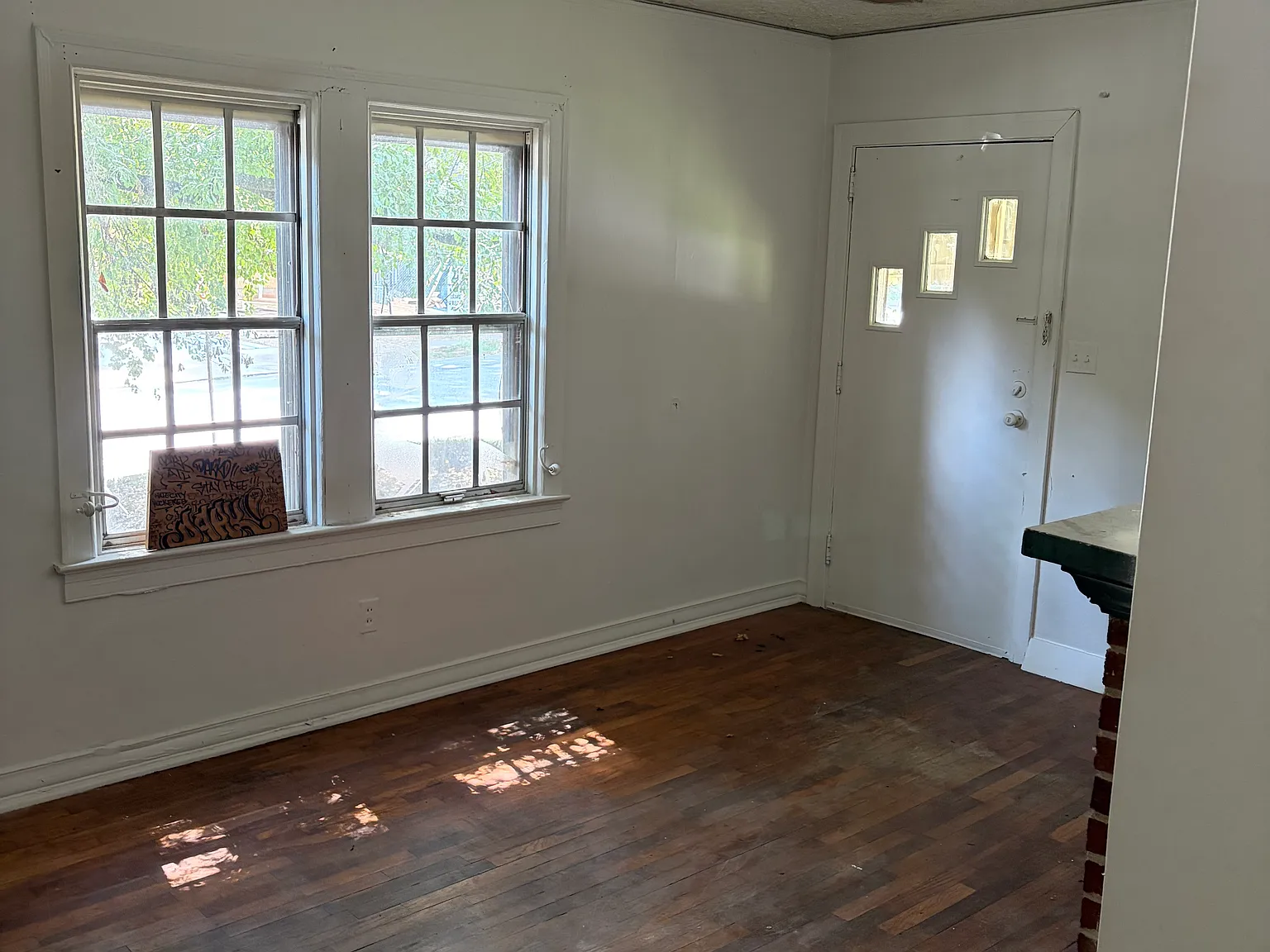 3 bed, 1108 sqft, $1,650 — Photo 3