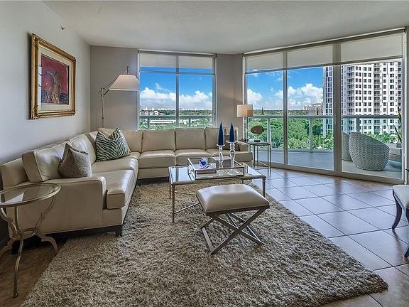 4th image of 347 N New River Drive #803