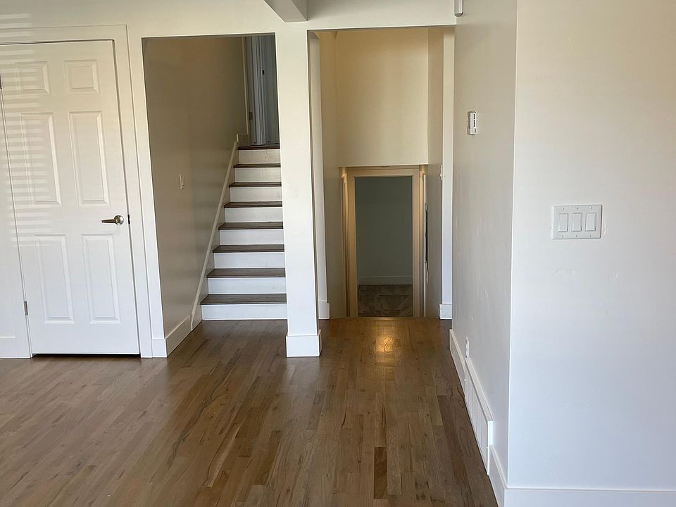 1st image of 790 E Verbenia Ave S