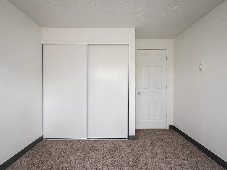 Broadway Center | Bedroom