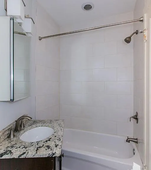 2233 W Wilson Ave #1 — Photo 7
