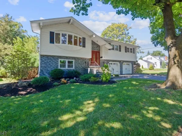 96 Cornell Ave, Hawthorne Boro, NJ 07506