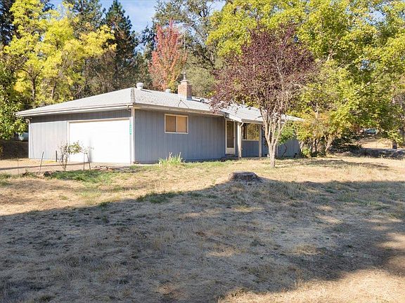 3rd image of 4830 Somerset Loop