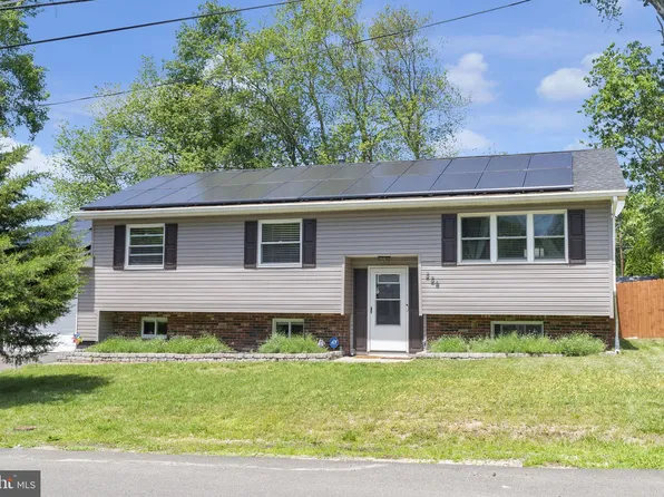 226 Juniper Ave, Browns Mills, NJ 08015