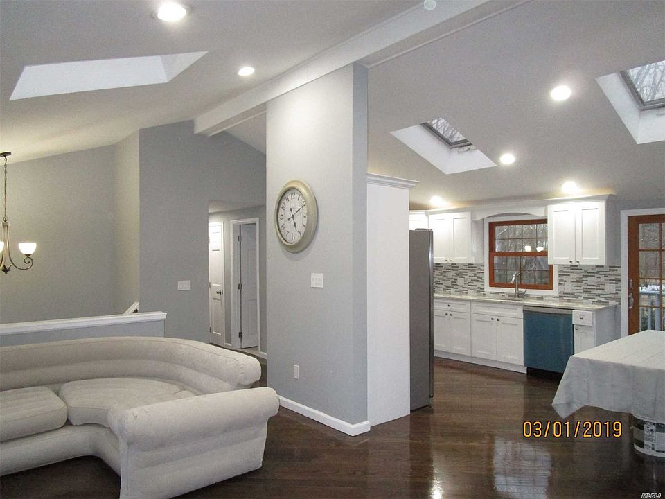 1st image of 138 Chestnut St