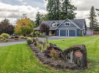 995 Hutson Rd, Hood River, OR 97031