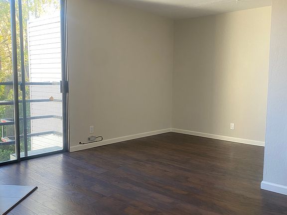 3rd image of 382 Adams St #9dd6b0549