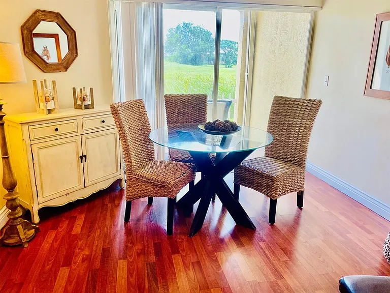 2060 Greenview Shores Blvd #303 — Photo 8